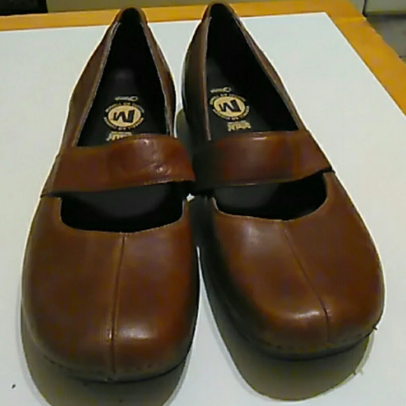 Shoes - Merrell Shoes